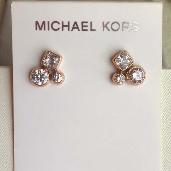 NEW MICHAEL KORS ROSEGOLD CZ CLUSTER STUD EARRINGS - Picture 4 of 7